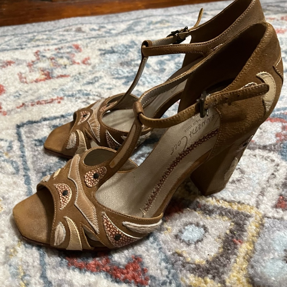 Kenneth Cole New York Heels!